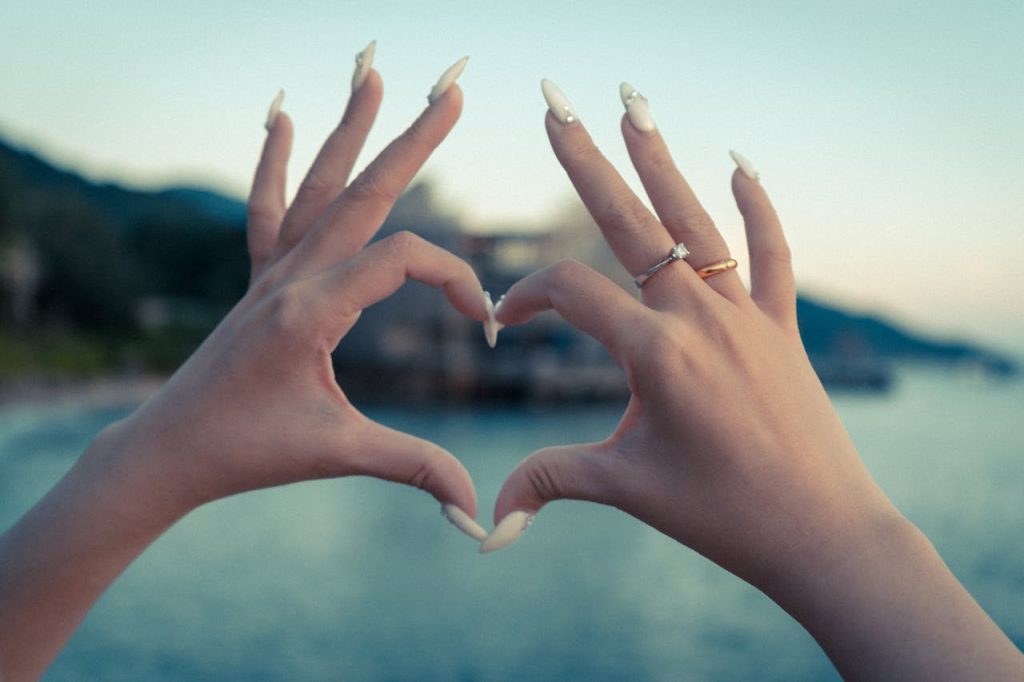 Clear Nails Plus